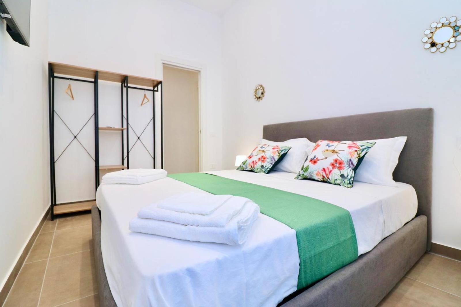 Bed and Breakfast Fly Zone Neapol Exteriér fotografie