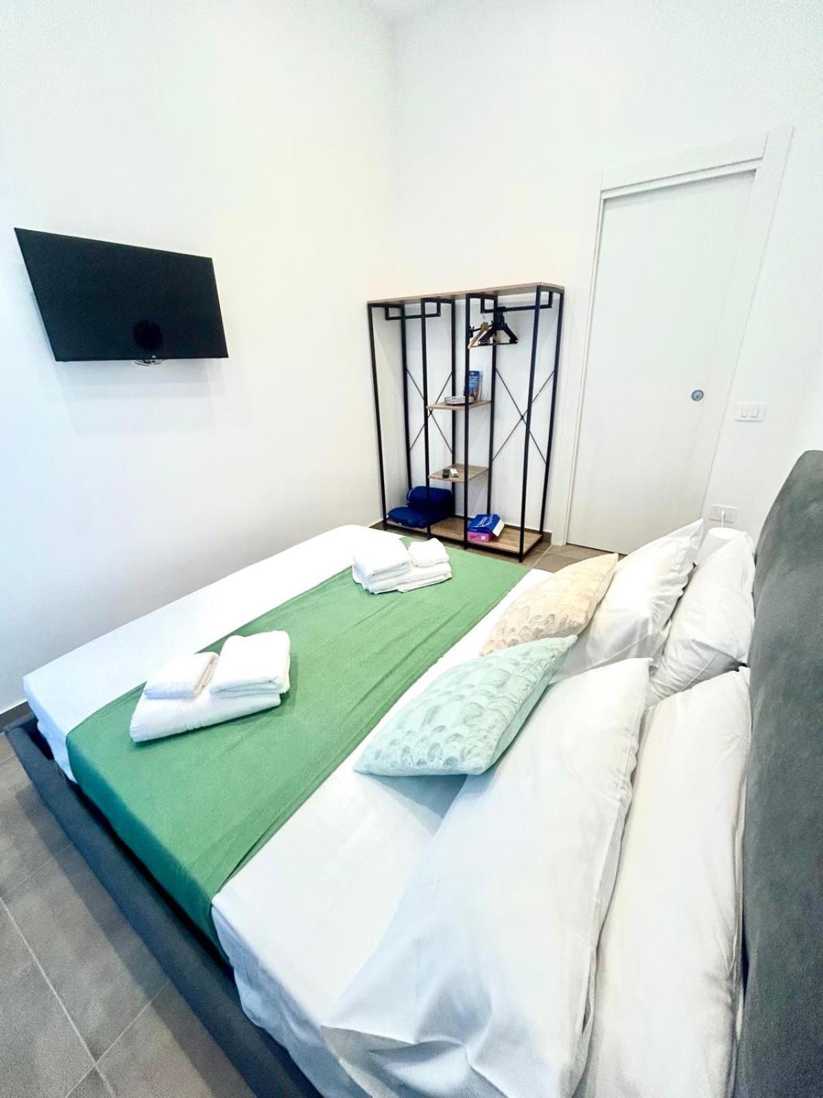 Bed and Breakfast Fly Zone Neapol Exteriér fotografie
